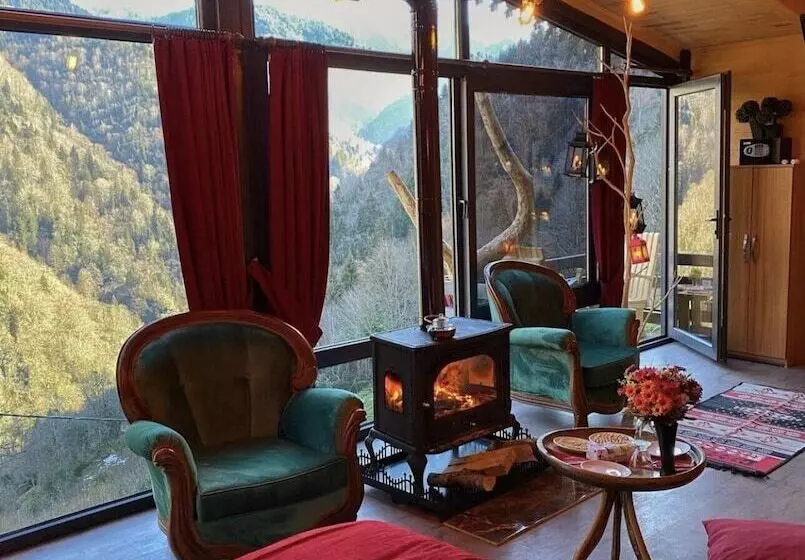 Hotelli Seyri Cennet Dag Evleri