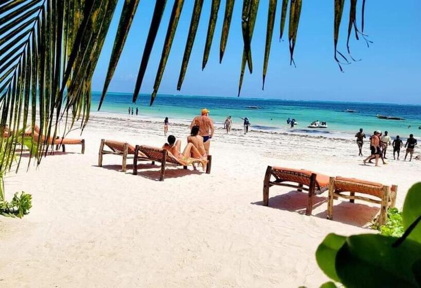 בית מלון כפרי Sipano Beach Lodge Kiwengwa