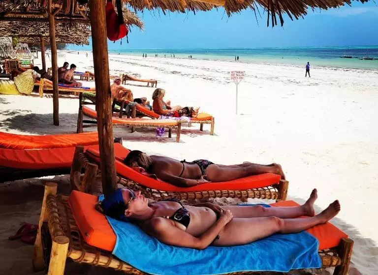 Hotelli Sipano Beach Lodge Kiwengwa