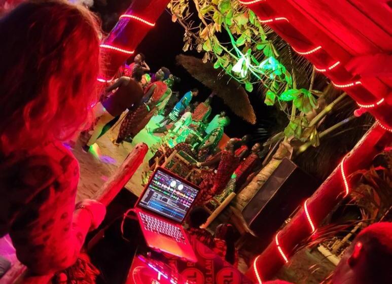 בית מלון כפרי Sipano Beach Lodge Kiwengwa