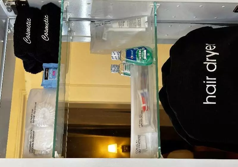 تختخواب و صبحانه The Boutique Hotel Miami