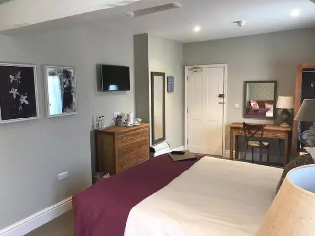The George Inn