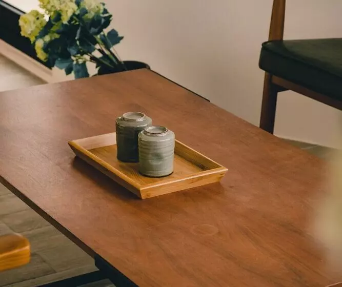 تختخواب و صبحانه Destination Inn