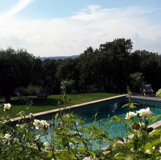 تختخواب و صبحانه Les Terrasses   Gordes