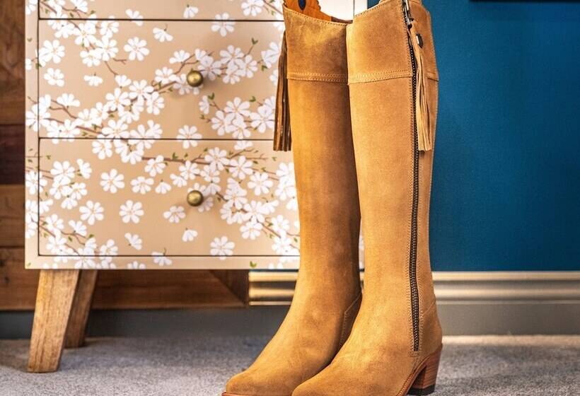 여관 The Cricketers