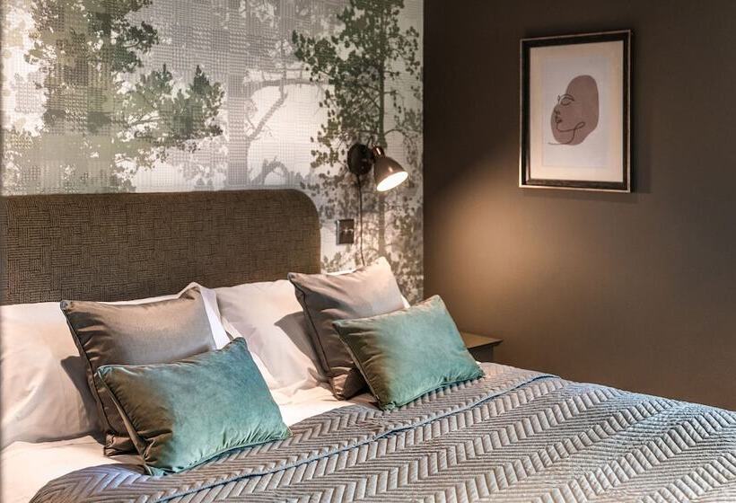 여관 The Cricketers