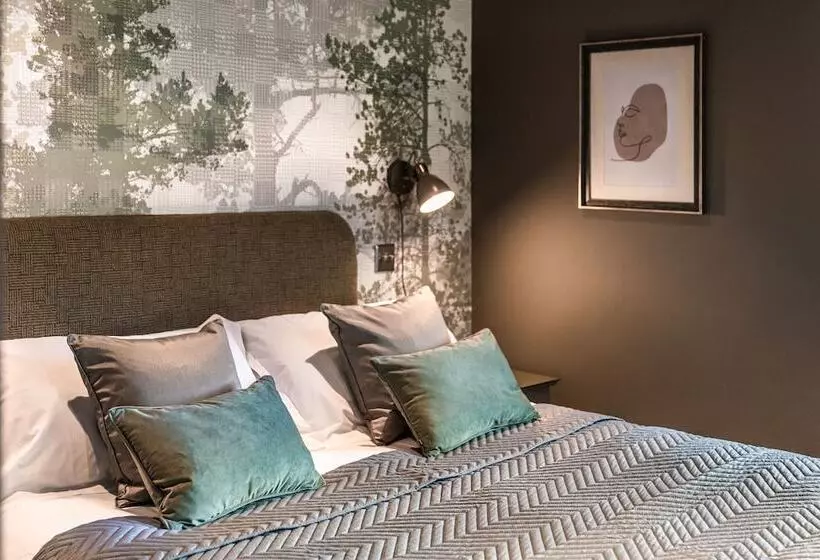 Hostelli The Cricketers