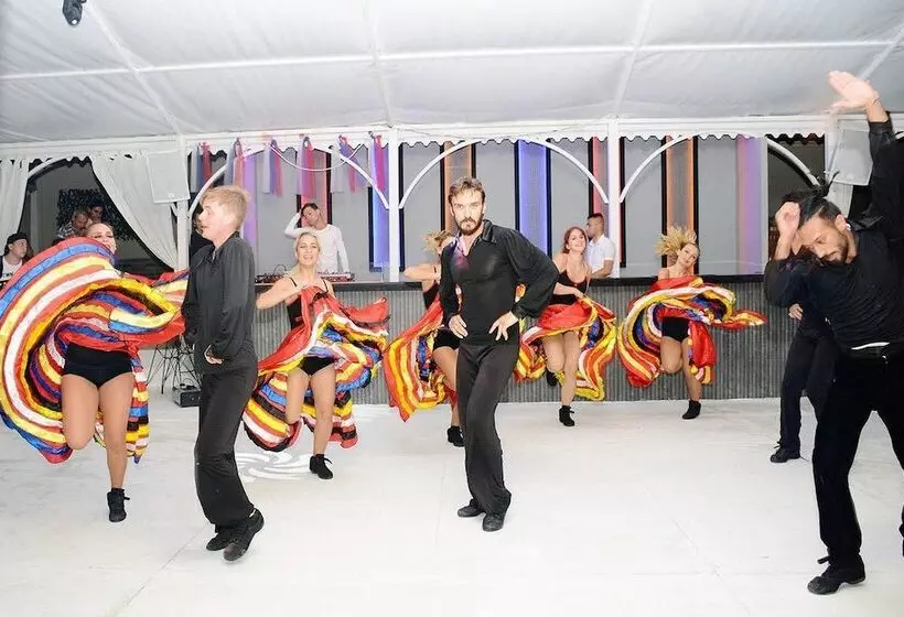 Hotelli Club Sea Time