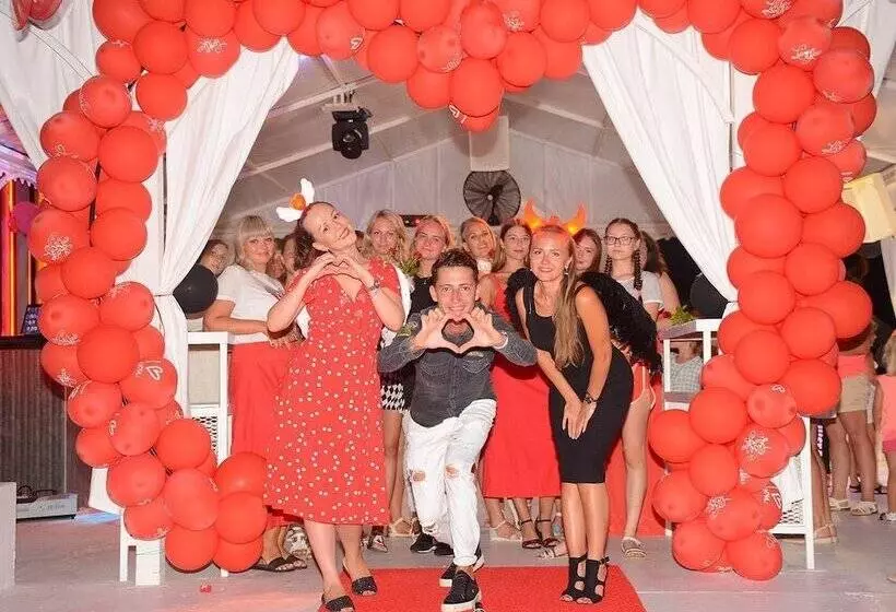 Hotelli Club Sea Time