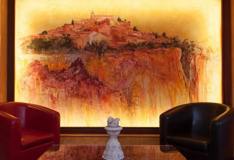 Hotelli Les Sables D Ocre & Spa