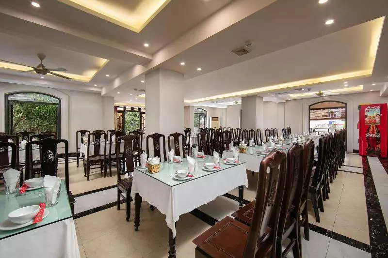 هتل Nam Hoa