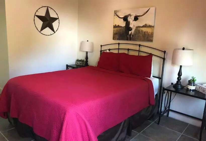 Hotelli River Rock Inn