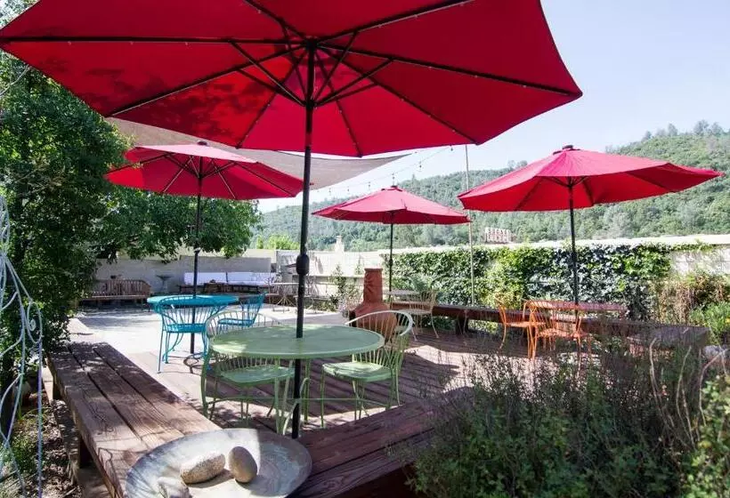 Hotelli River Rock Inn