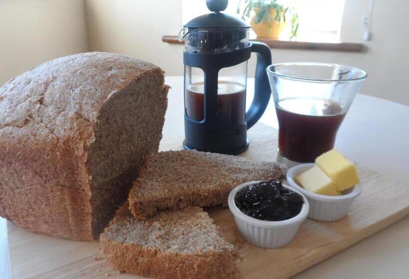 Midtown Farm Bed & Breakfast