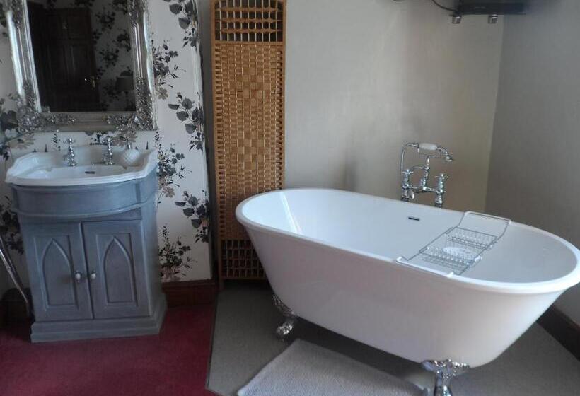 Midtown Farm Bed & Breakfast