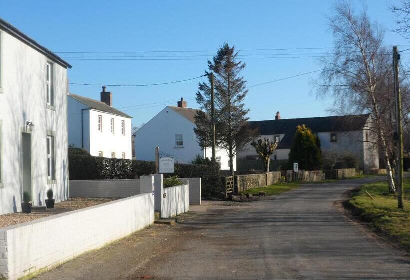 Midtown Farm Bed & Breakfast