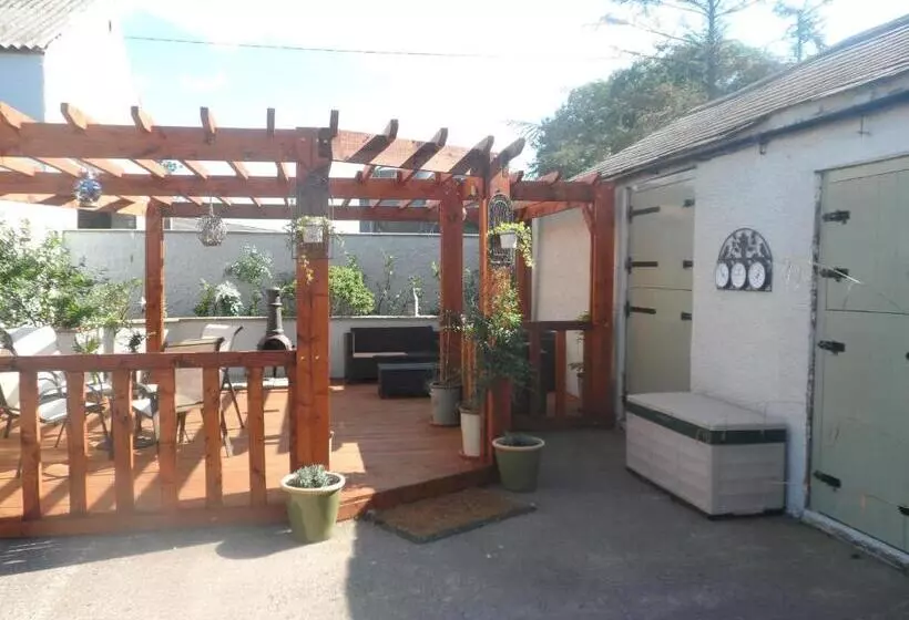 Midtown Farm Bed & Breakfast