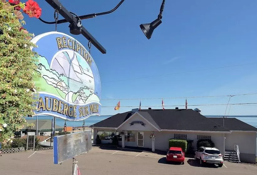 Motelli Auberge Sur Mer De Charlevoix