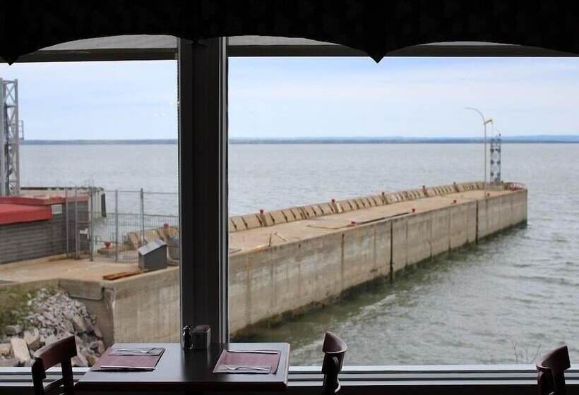 فندق على الطريق Auberge Sur Mer De Charlevoix