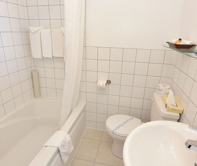 فندق على الطريق Auberge Sur Mer De Charlevoix