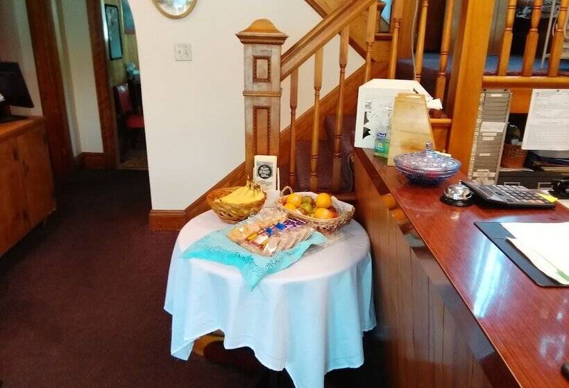 모텔 Northern Peaks Motor Inn