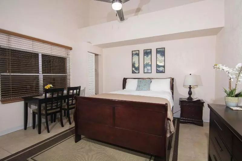 پانسیون Skyline Vista Villa
