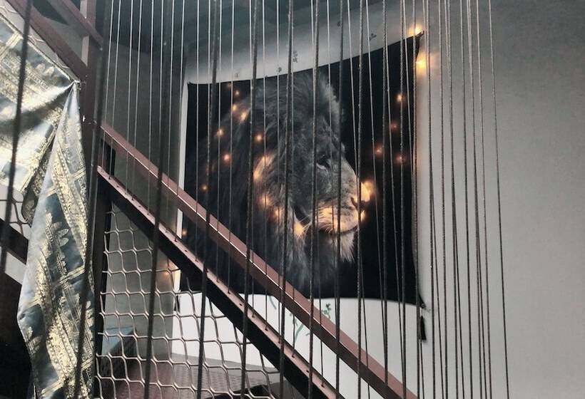 پانسیون Zozola