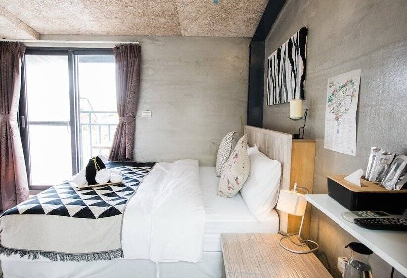 پانسیون Zozola