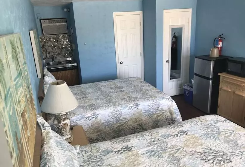 Surfcomber Motel