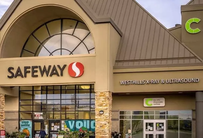 1 Or 3 Bedroom Apartment With Full Kitchen