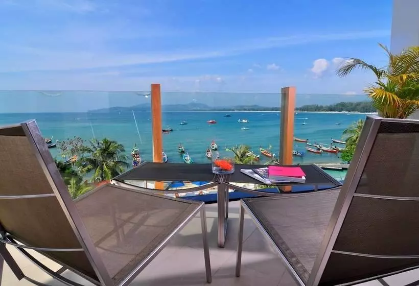 Beachfront Phuket Seaview Suites