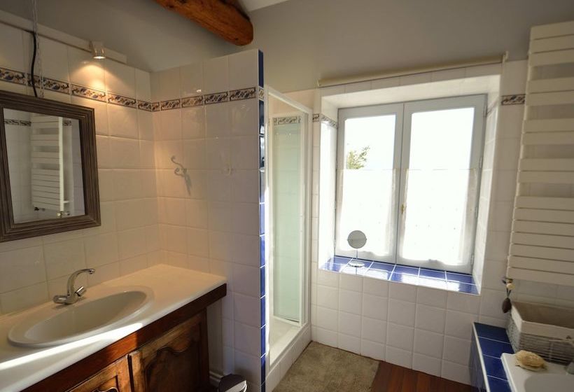 ベッドアンドブレックファースト Le Jardin Des Pierres Dorées