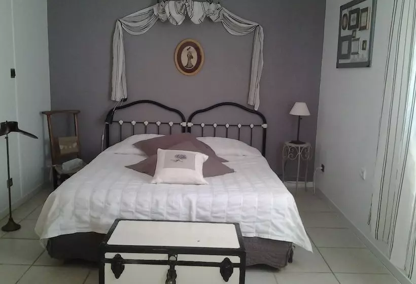 Aamiaismajoitus (B&B) Les Rouvières