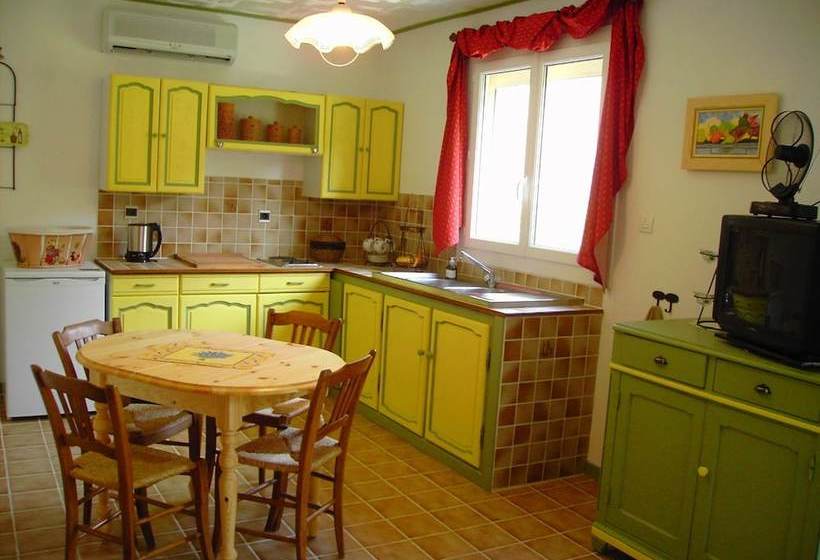 Bed and Breakfast Les Rouvières