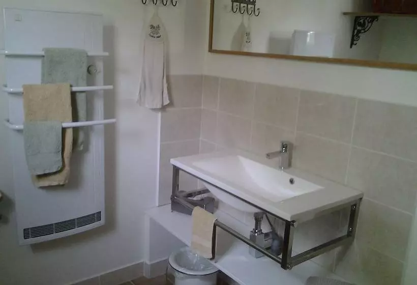 Aamiaismajoitus (B&B) Les Rouvières