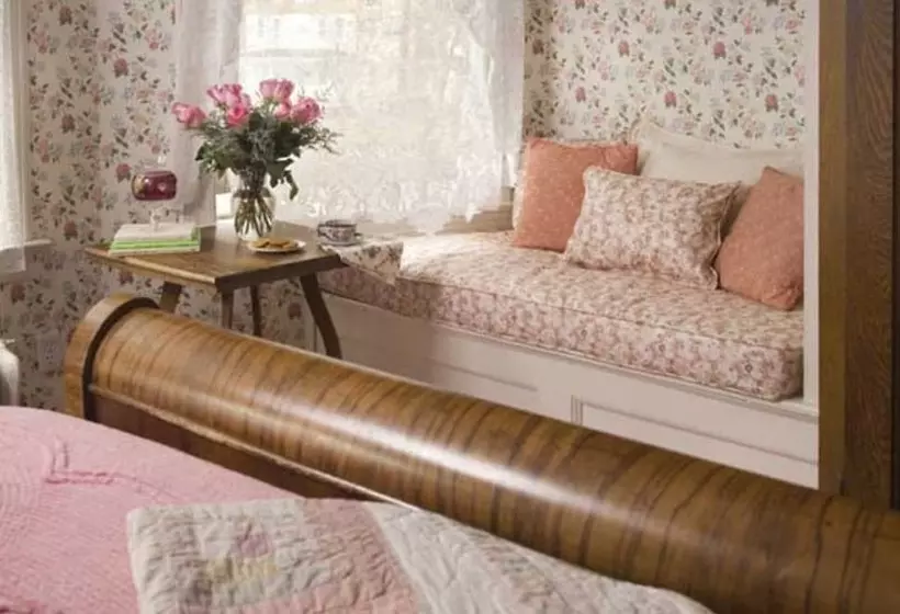 Bed & Breakfast Main Street Manor