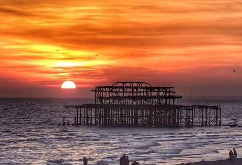 Brighton Metro Pad