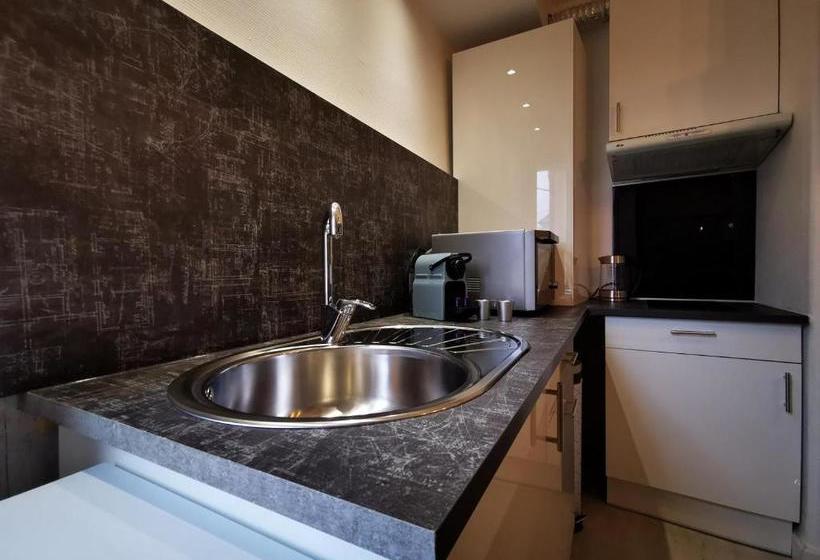 Gîtes De L Isle Centre Ville   Wifi Fibre   Netflix, Disney, Amazon   Séjours Pro