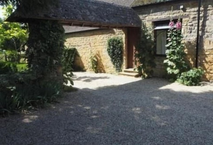 Holly House Bed & Breakfast