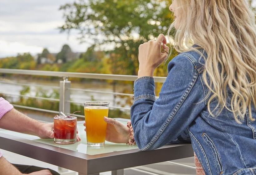 فندق Courtyard By Marriott Albany Troy/waterfront