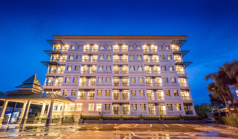 Отель Evergreen Suite