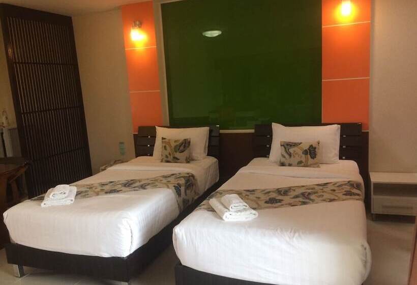 ホテル Kwanruen Resort