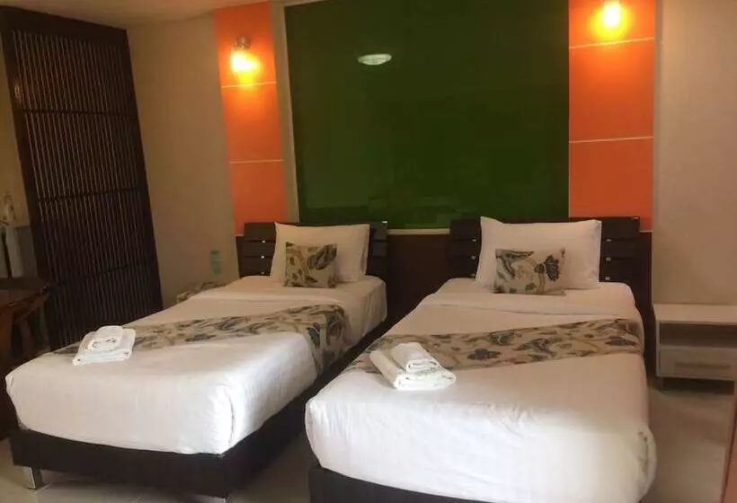 هتل Kwanruen Resort