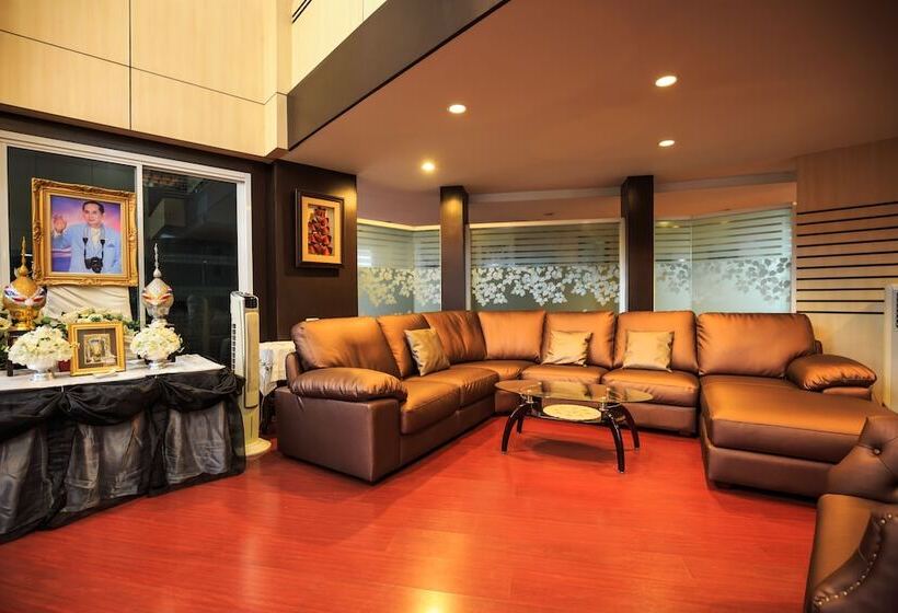 ホテル Kwanruen Resort