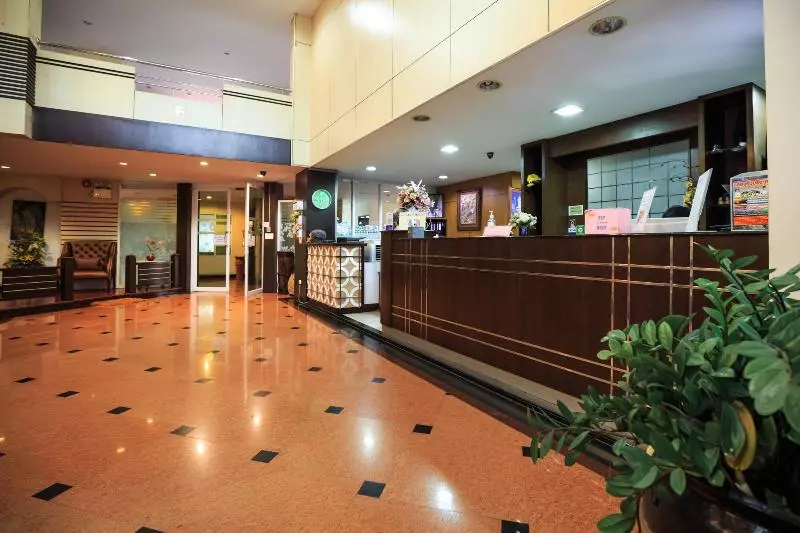هتل Kwanruen Resort