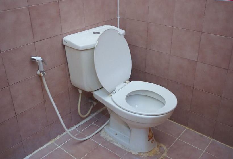 هتل Nanachart Mansion