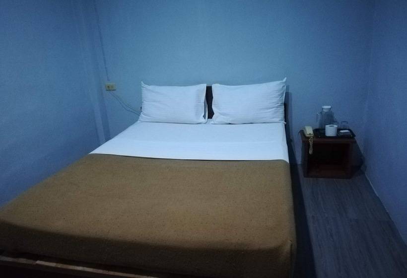 هتل Nanachart Mansion