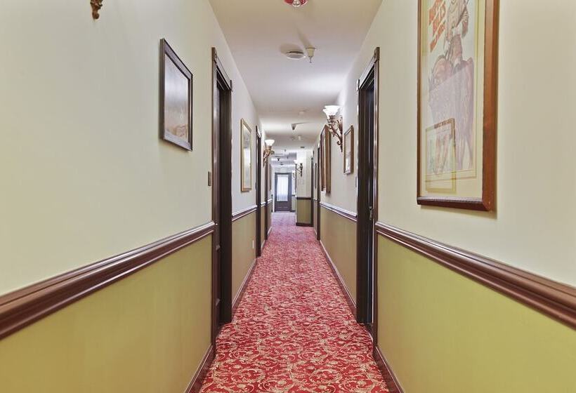 National Hotel Jackson