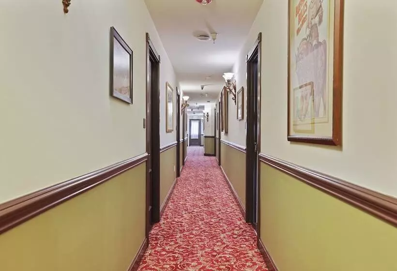 National Hotel Jackson