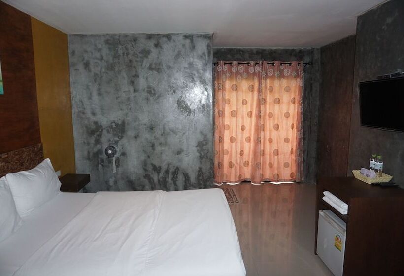 酒店 Rommai Plai Tawan Trang